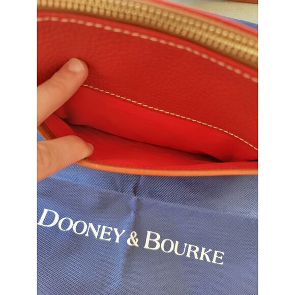 NWT Dooney & Bourke Ginger Pouchette Pebbled Grain Leather Red Crossbody Bag - Picture 6 of 12